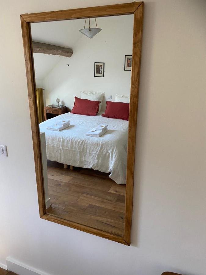 Une Vie En Rose Pressagny l'Orgueilleux Exterior photo