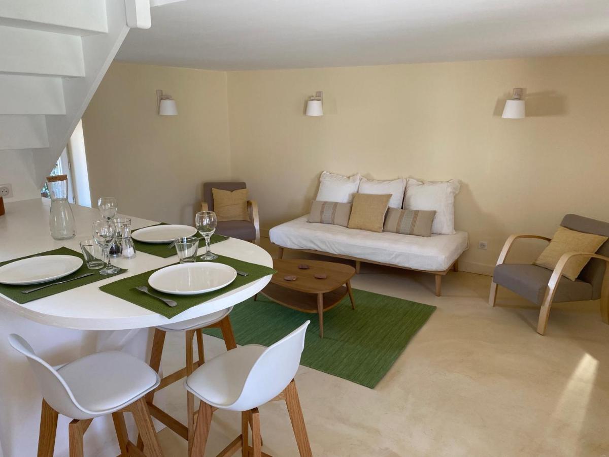 Une Vie En Rose Pressagny l'Orgueilleux Room photo