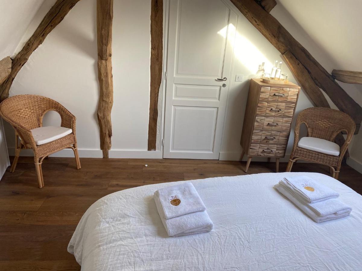 Une Vie En Rose Pressagny l'Orgueilleux Exterior photo